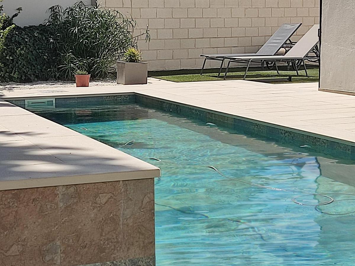 Apto. El Pozo De Las Nieves Con Piscina Cobisa Luaran gambar